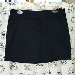 Black skirt w/pockets